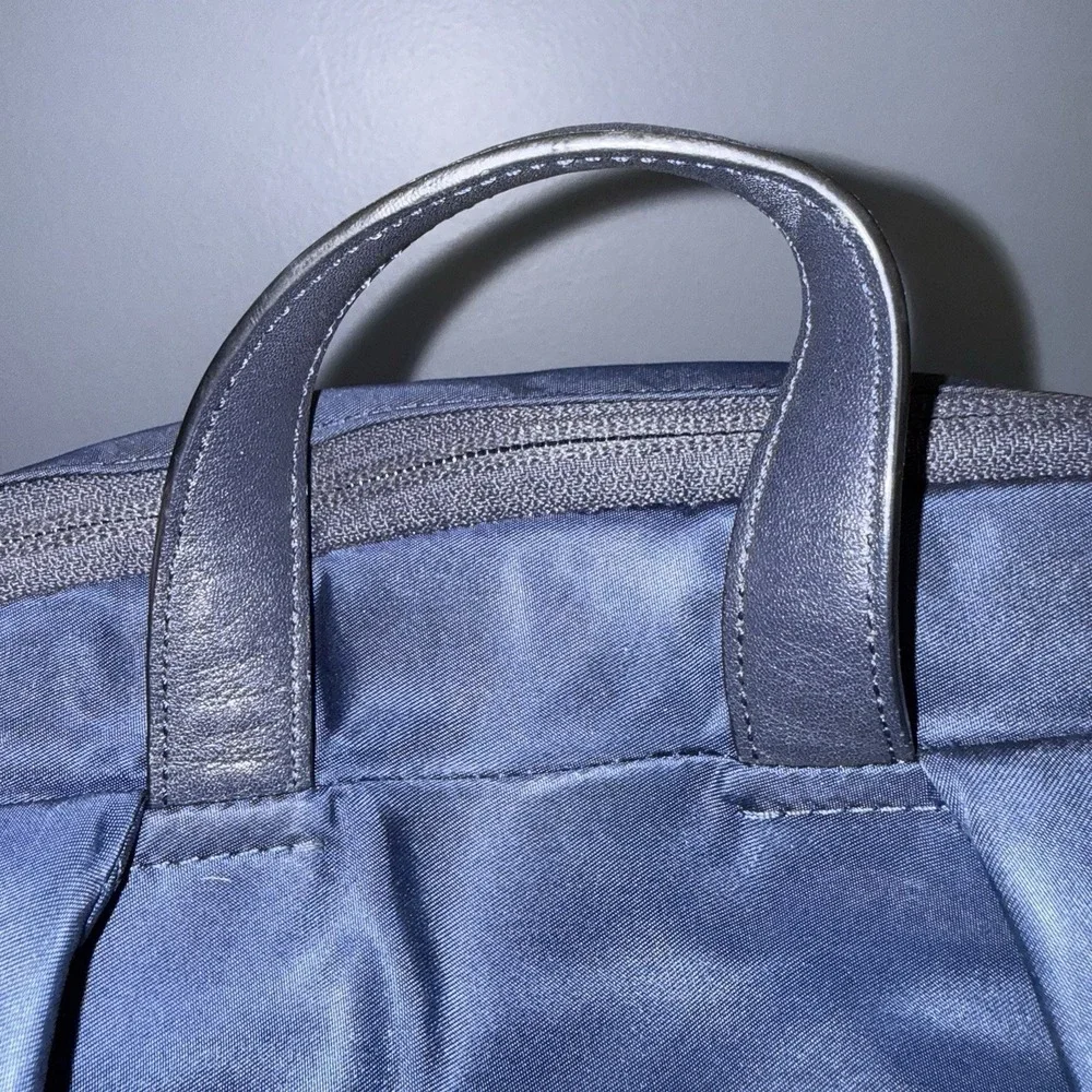 TUMI Navy Blue Nylon Silver Medium Backpack Book Bag Work Commuter Bag